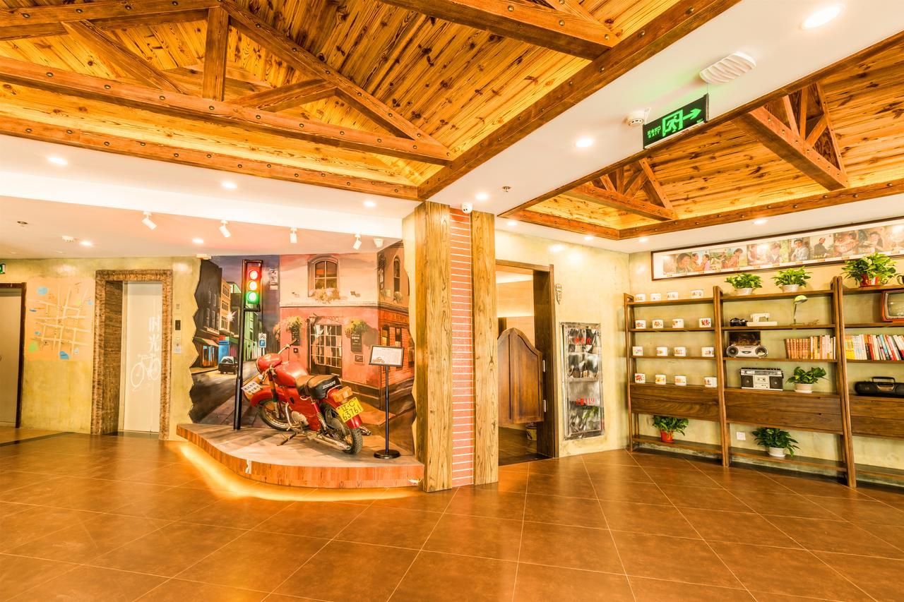 Nostalgia Hotel Near Tianjin Polar Ocean Word- Tianjin Fonte Joy World, 10 Minutes Drive Away From Tianjin Tanggu High-Speed Railway Station, Free Ice-Cream, Mineral Water, Snacks And Laundry Service, English Communication Well Εξωτερικό φωτογραφία