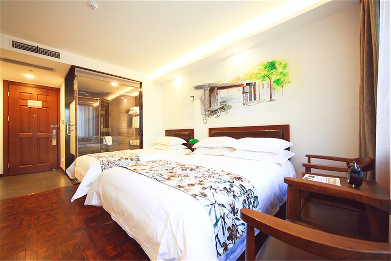 Nostalgia Hotel Near Tianjin Polar Ocean Word- Tianjin Fonte Joy World, 10 Minutes Drive Away From Tianjin Tanggu High-Speed Railway Station, Free Ice-Cream, Mineral Water, Snacks And Laundry Service, English Communication Well Εξωτερικό φωτογραφία