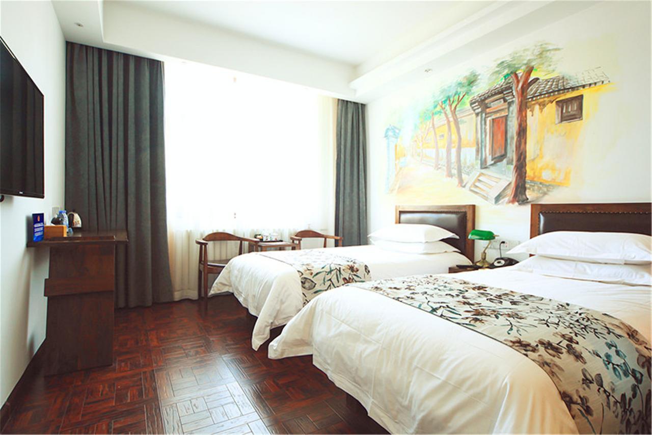 Nostalgia Hotel Near Tianjin Polar Ocean Word- Tianjin Fonte Joy World, 10 Minutes Drive Away From Tianjin Tanggu High-Speed Railway Station, Free Ice-Cream, Mineral Water, Snacks And Laundry Service, English Communication Well Εξωτερικό φωτογραφία