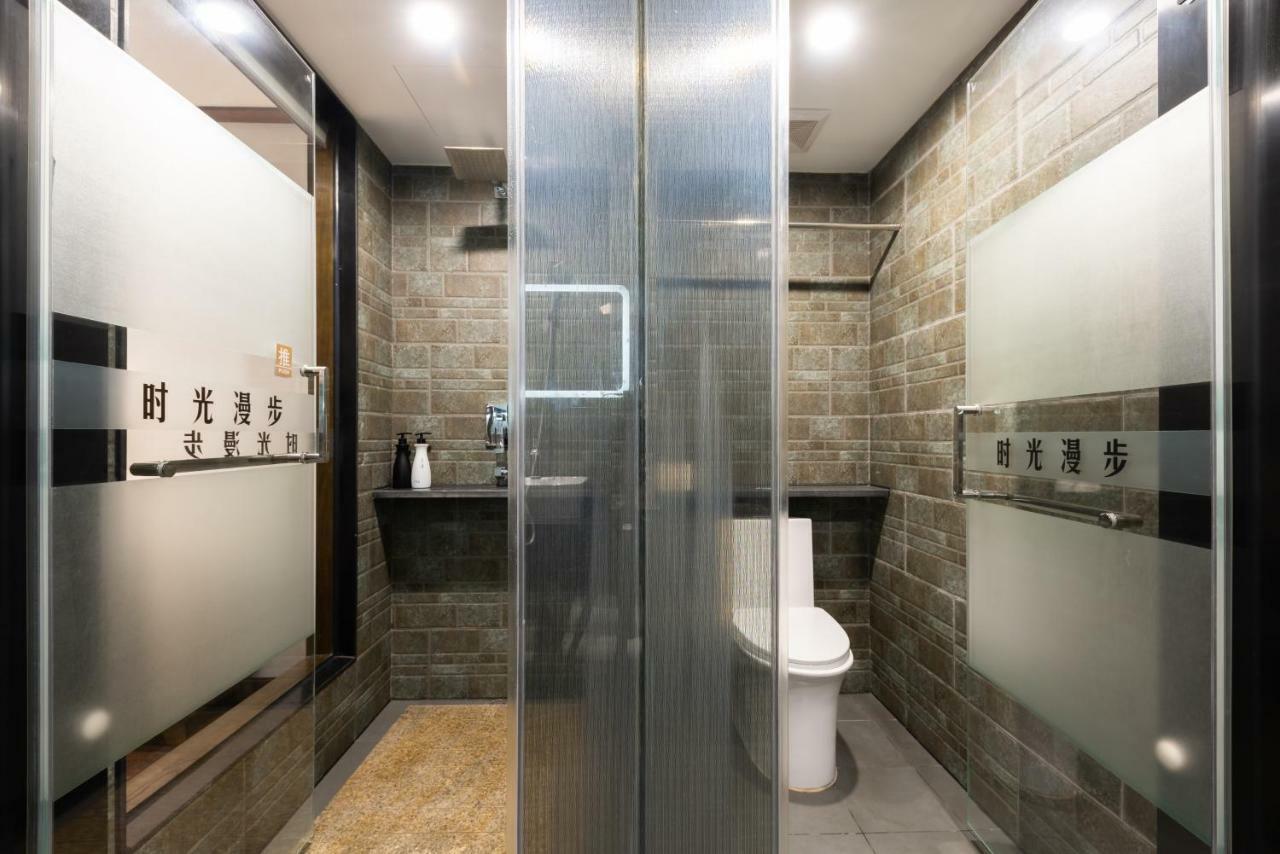 Nostalgia Hotel Near Tianjin Polar Ocean Word- Tianjin Fonte Joy World, 10 Minutes Drive Away From Tianjin Tanggu High-Speed Railway Station, Free Ice-Cream, Mineral Water, Snacks And Laundry Service, English Communication Well Εξωτερικό φωτογραφία